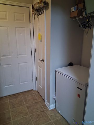 40 Walley Drive, Arab, AL 35016