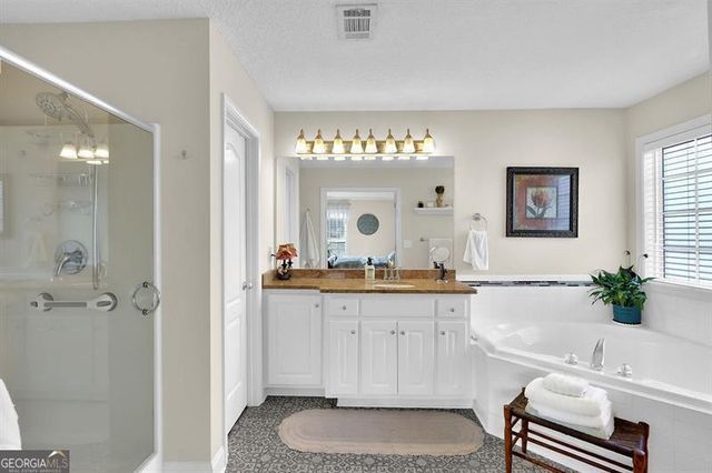 616 Embassy Walk, Winder, GA 30680