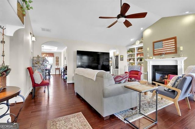 616 Embassy Walk, Winder, GA 30680