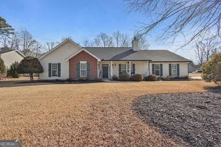 616 Embassy Walk, Winder, GA 30680