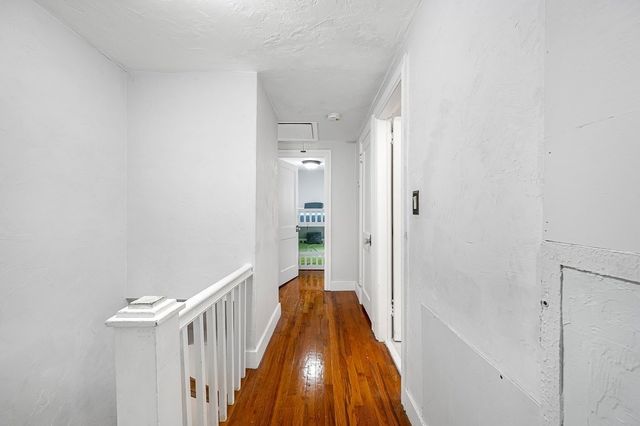 41 Dellwood Rd, Worcester, MA 01602