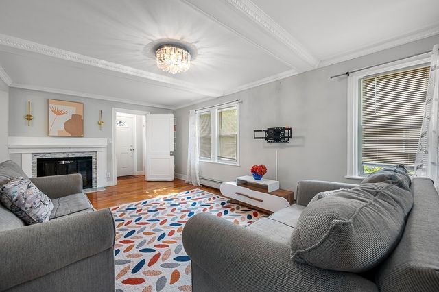 41 Dellwood Rd, Worcester, MA 01602