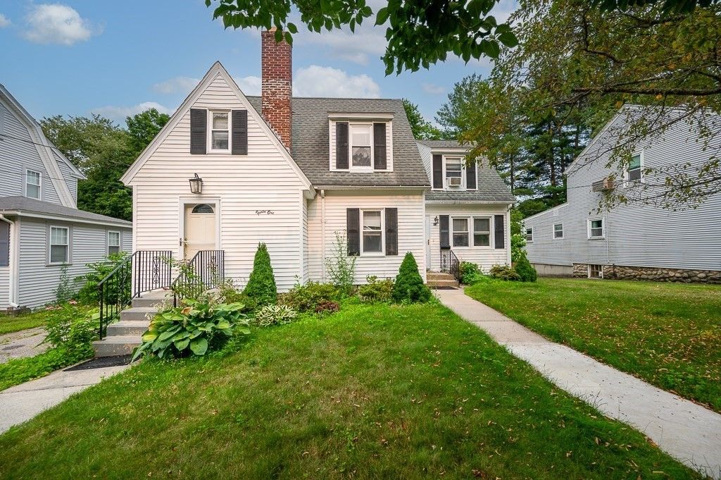 41 Dellwood Rd, Worcester, MA 01602