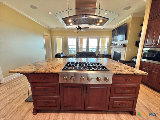 418 W Tuscany Way, Port O'connor, TX 77982