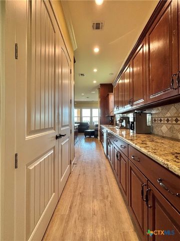 418 W Tuscany Way, Port O'connor, TX 77982