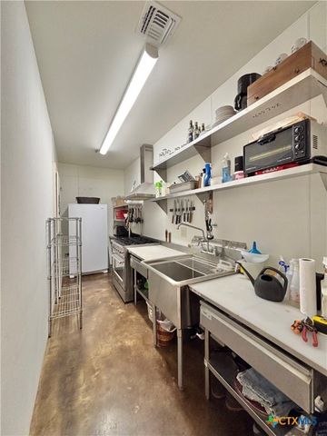 418 W Tuscany Way, Port O'connor, TX 77982