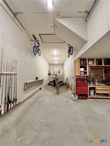 418 W Tuscany Way, Port O'connor, TX 77982