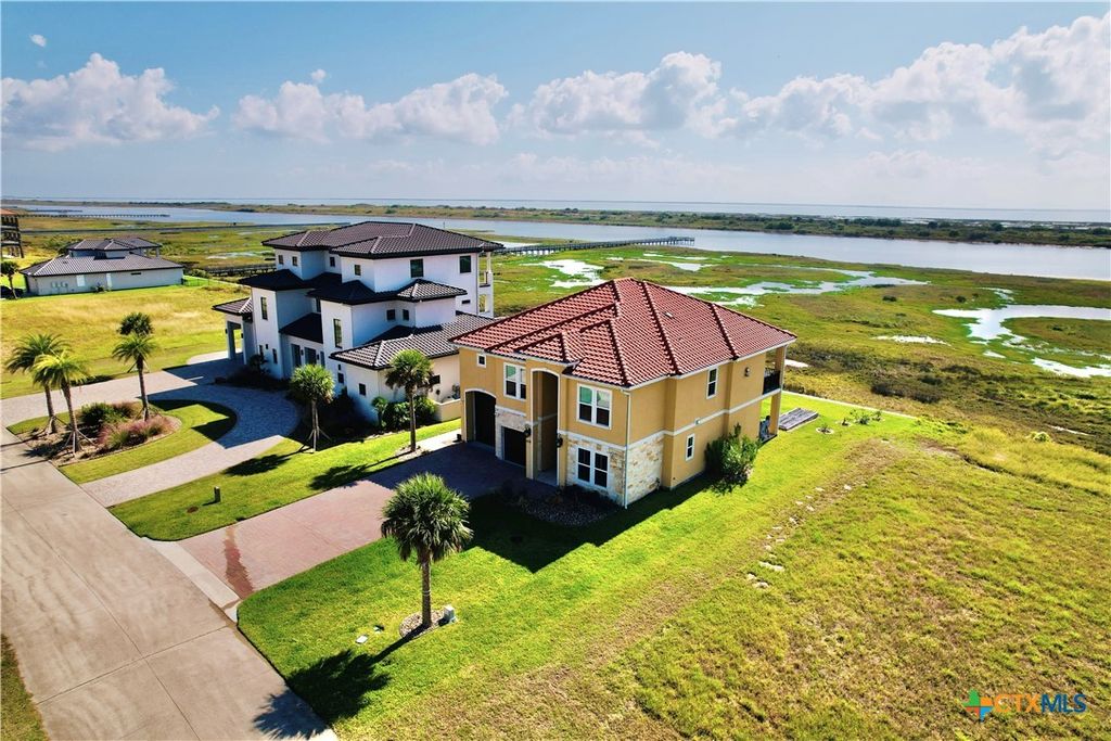 418 W Tuscany Way, Port O'connor, TX 77982