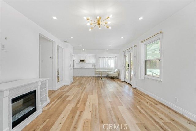 1524 E Mariposa Avenue, El Segundo, CA 90245