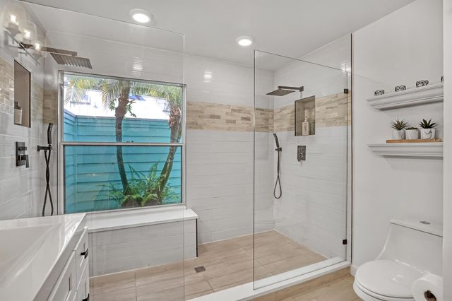 104 Colony Way E, Jupiter, FL 33458