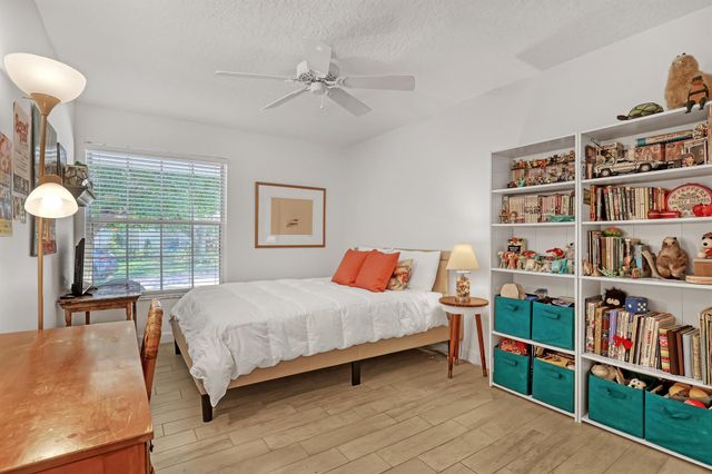 104 Colony Way E, Jupiter, FL 33458