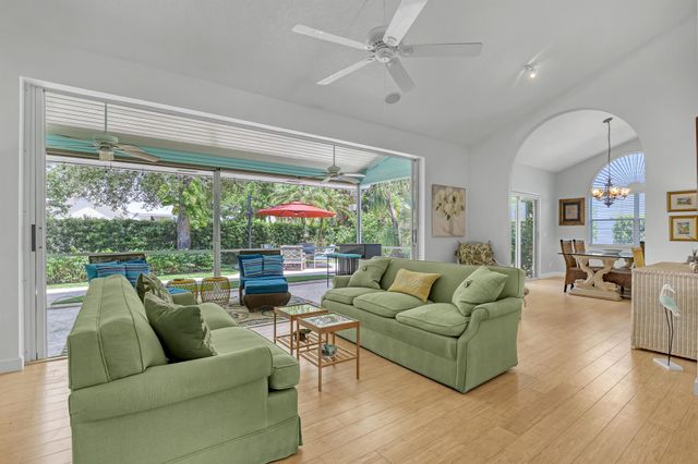104 Colony Way E, Jupiter, FL 33458
