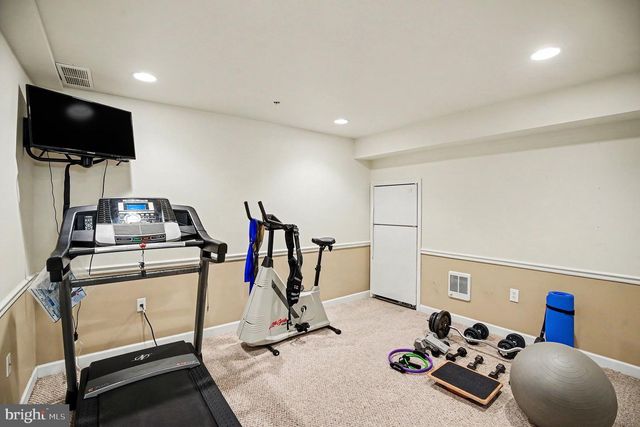 958 SCARLET OAK DR, Chalfont, PA 18914