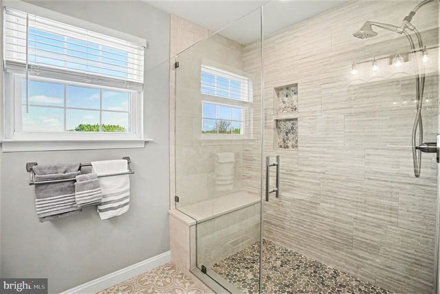 958 SCARLET OAK DR, Chalfont, PA 18914