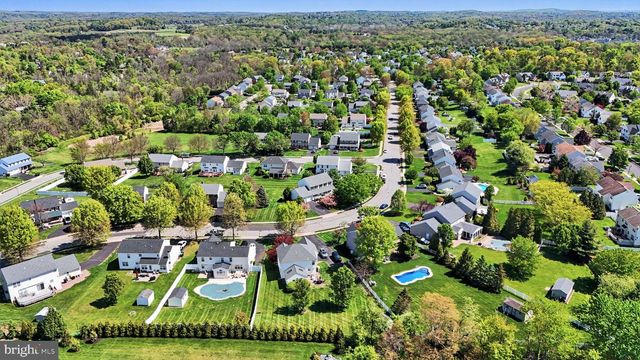 958 SCARLET OAK DR, Chalfont, PA 18914