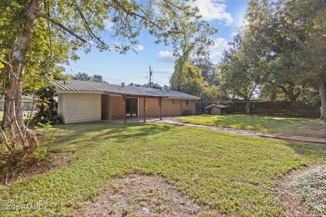 113 Maple Drive, Lafayette, LA 70506