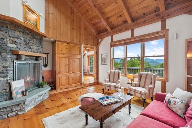 705 Taber Ridge Road, Stowe, VT 05672