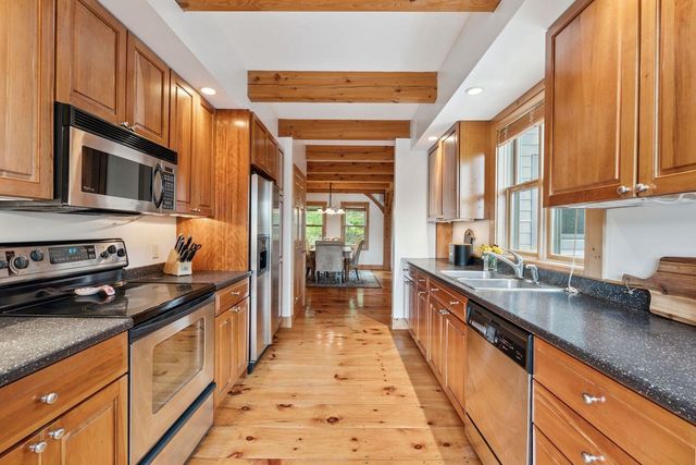 705 Taber Ridge Road, Stowe, VT 05672