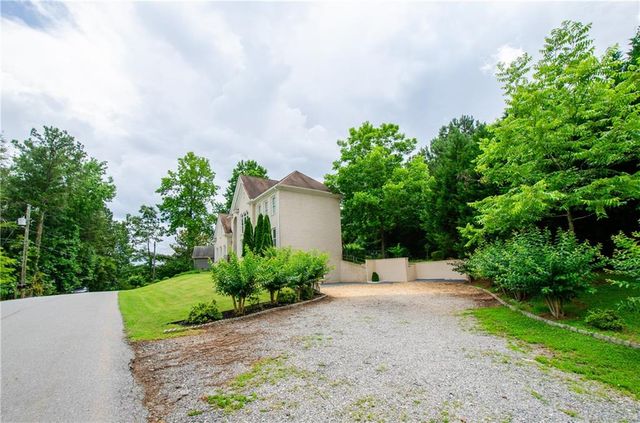 2120 Shaffer Road, Cumming, GA 30041