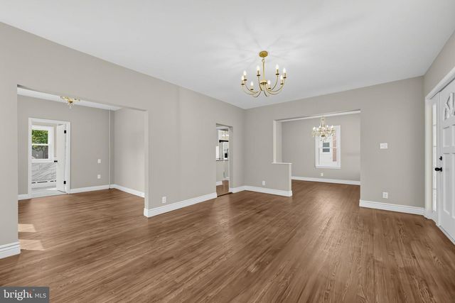 20 SPRING ST, Carneys Point, NJ 08069