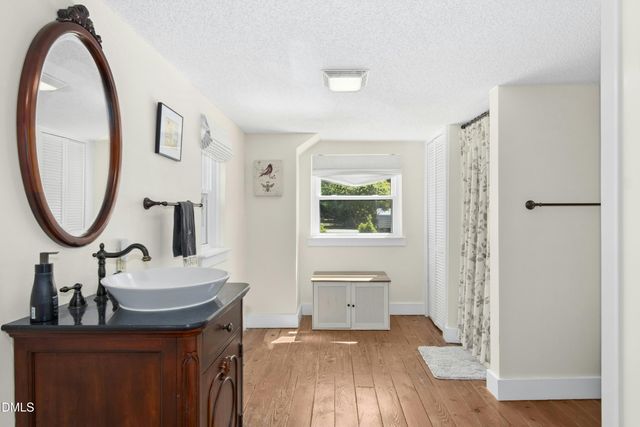 4665 E Greensboro Chapel Hill Road, Graham, NC 27253