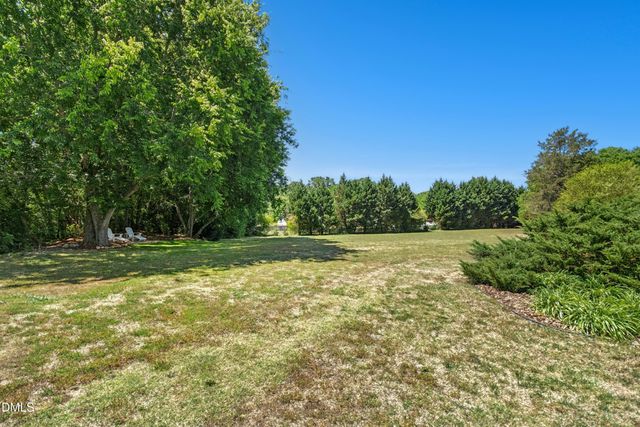 4665 E Greensboro Chapel Hill Road, Graham, NC 27253