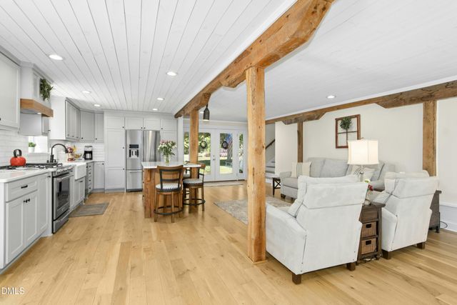 4665 E Greensboro Chapel Hill Road, Graham, NC 27253