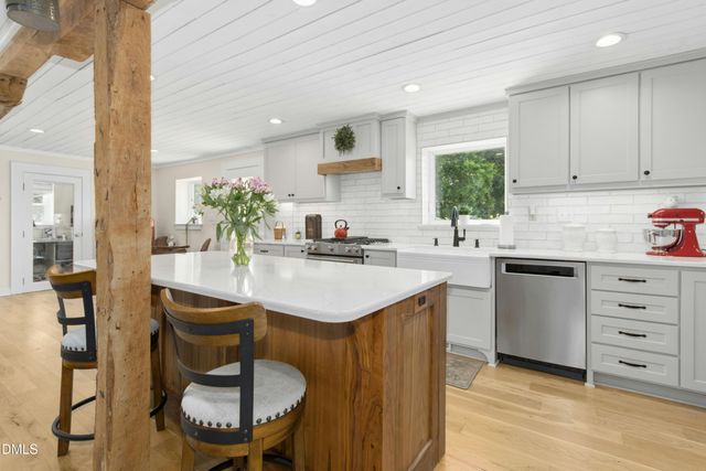 4665 E Greensboro Chapel Hill Road, Graham, NC 27253
