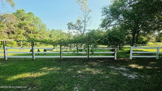 3253 Cypress Creek Drive, D'iberville, MS 39540