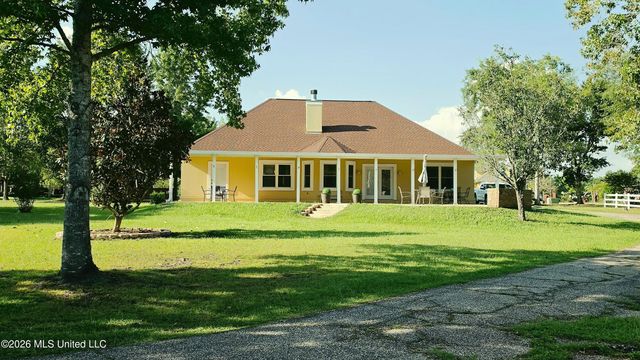 3253 Cypress Creek Drive, D'iberville, MS 39540