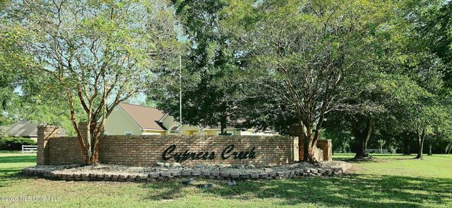 3253 Cypress Creek Drive, D'iberville, MS 39540