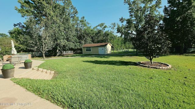 3253 Cypress Creek Drive, D'iberville, MS 39540