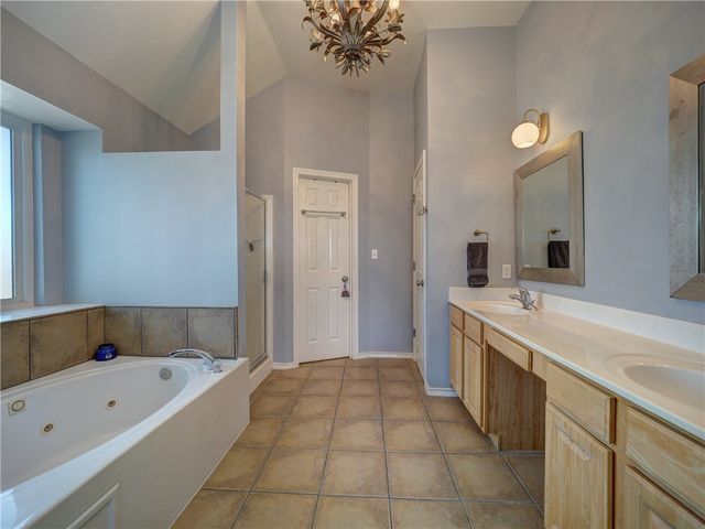 6006 NEWMARKET Dr, Corpus Christi, TX 78414