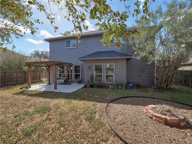 6006 NEWMARKET Dr, Corpus Christi, TX 78414