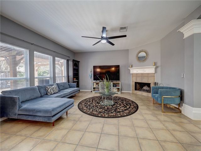 6006 NEWMARKET Dr, Corpus Christi, TX 78414