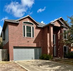 6006 NEWMARKET Dr, Corpus Christi, TX 78414