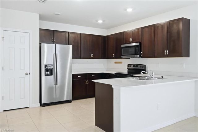 20530 Plumwood LOOP, North Fort Myers, FL 33917