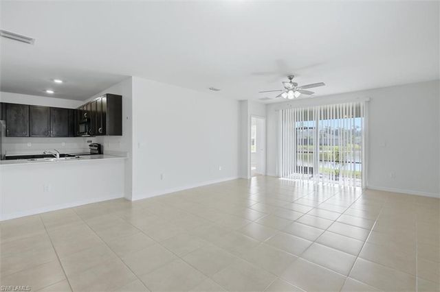 20530 Plumwood LOOP, North Fort Myers, FL 33917