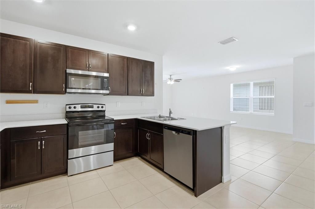 20530 Plumwood LOOP, NORTH FORT MYERS, FL 33917 — photo 4