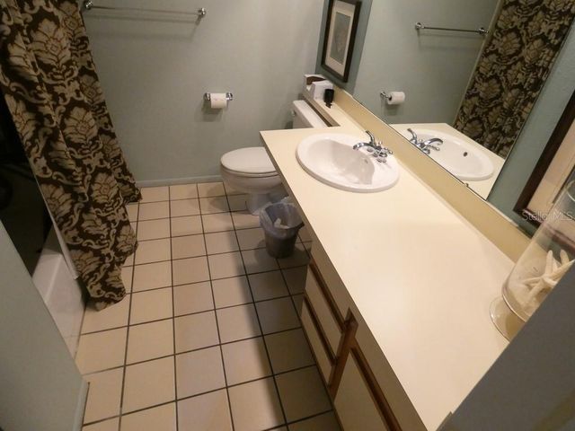 2749 COUNTRYSIDE BOULEVARD 28, Clearwater, FL 33761