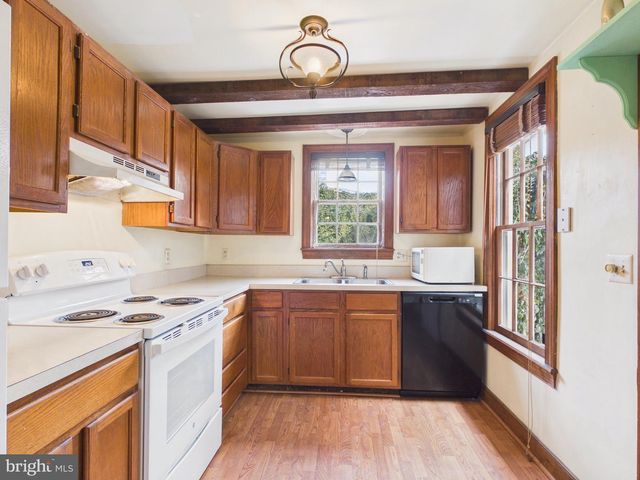 927 ROSE ST, Harrisburg, PA 17102