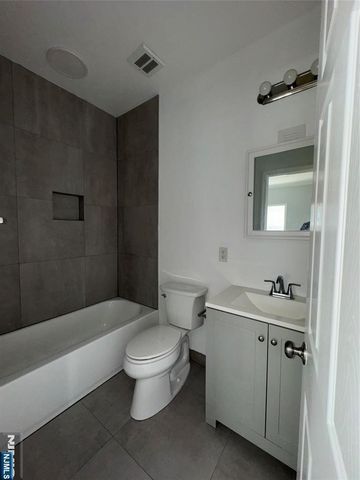 158 Lincoln Place 1R, Garfield, NJ 07026