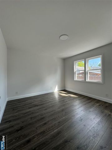 158 Lincoln Place 1R, Garfield, NJ 07026