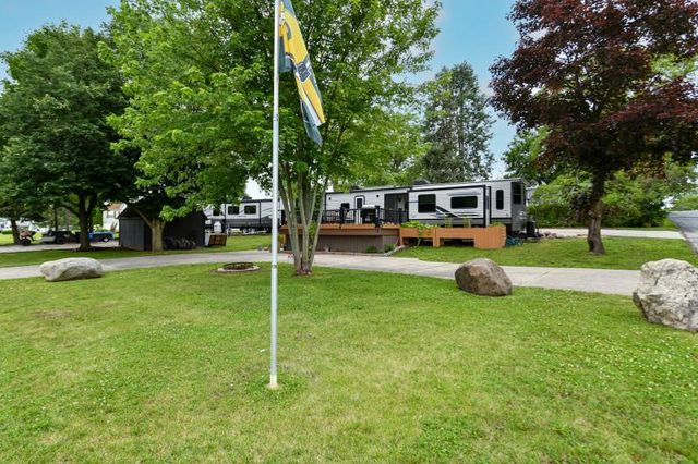 W4945 County Road ES #157, Elkhorn, WI 53121