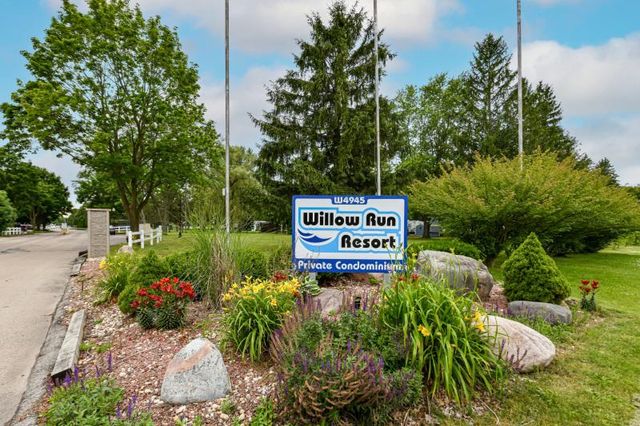 W4945 County Road ES #157, Elkhorn, WI 53121