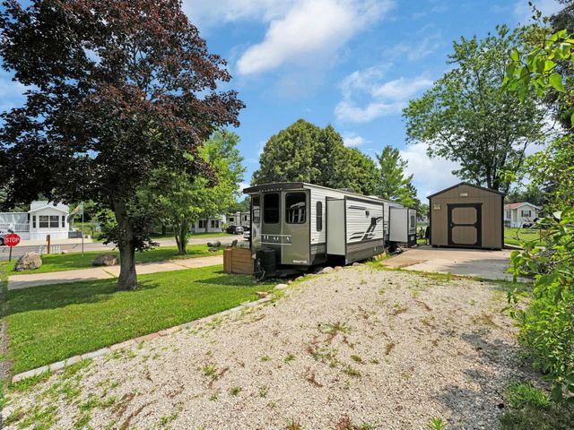 W4945 County Road ES #157, Elkhorn, WI 53121