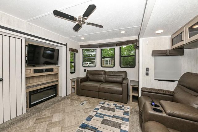 W4945 County Road ES #157, Elkhorn, WI 53121