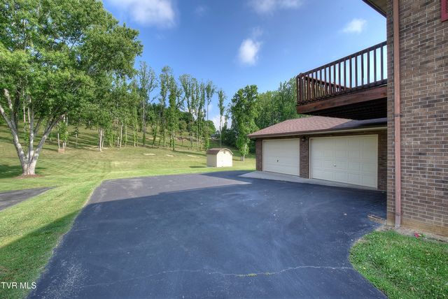 146 Clay Little Road, Elizabethton, TN 37643