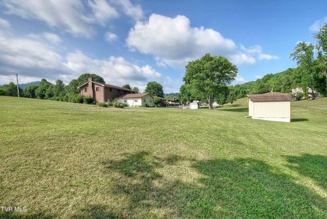 146 Clay Little Road, Elizabethton, TN 37643