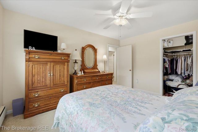 2820 Woods Lee Drive 310, Royal Oak, MI 48073